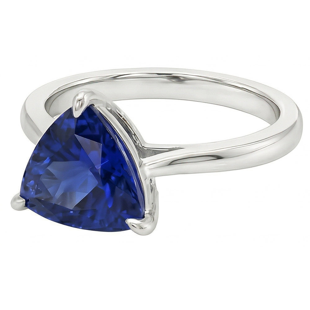 natural trillion sapphire 1.50ct ring close up detail