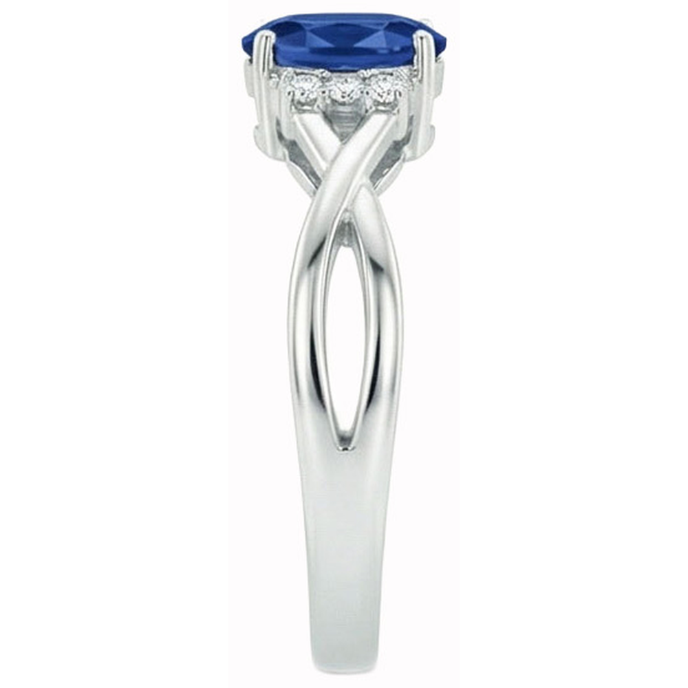 natural round sapphire 1.80ct ring top view