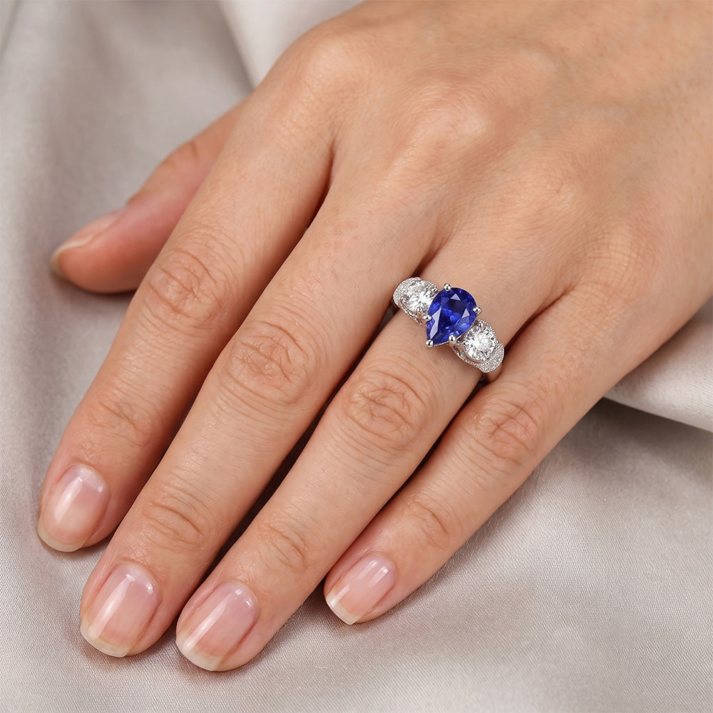 Solitaire With Accents Blue Sapphire Ring Milgrain Shank 1.75 Carats