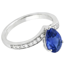natural round sapphire 5ct ring profile view