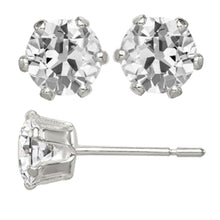 Stud Earrings 14 Karat White Gold with Brilliant Diamond – main view