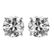 Stud Earrings 14 Karat White Gold with Brilliant Diamond – main view