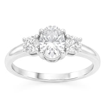 Sophisticated 3-Stone Ring – Fine Diamond 3 ct from HarryChadEnt