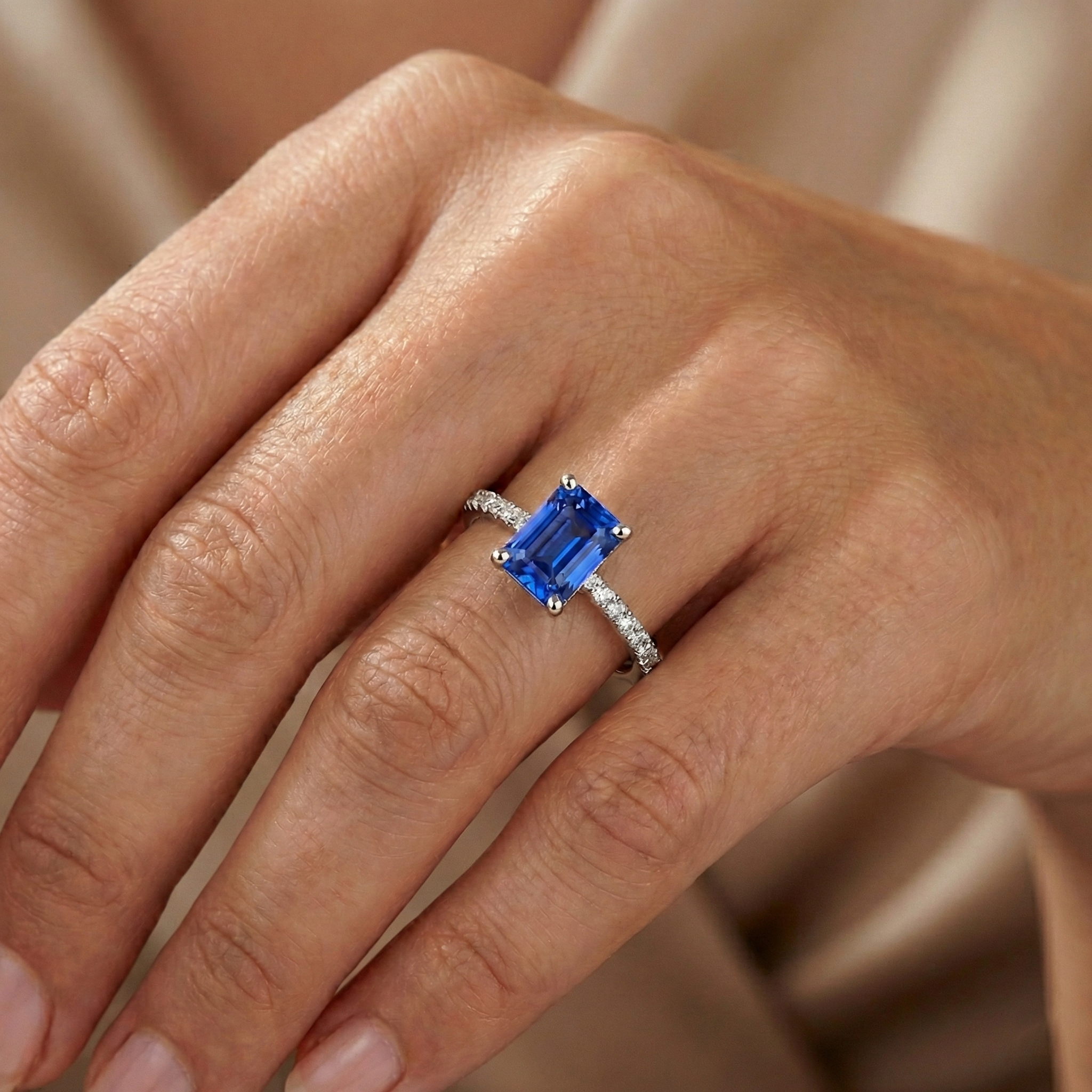 Sparkling Natural Earth Mined Diamond Sapphire Engagement Ring Radiant Cut Gold 3 Carats