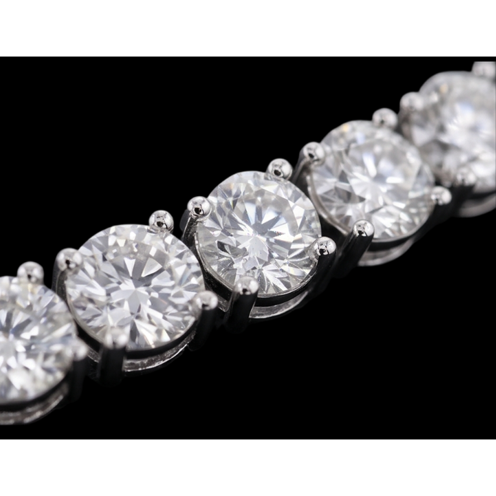 Sparkling 14K Lab Grown Tennis Bracelet 8 Carat White Gold