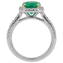 Timeless Colombian Emerald Precious Stone Ring 2 ct – top view