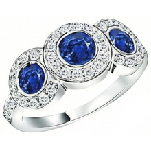 natural round sapphire 4.51ct ring front view