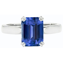 Srilanka Sapphire Solitaire Emerald Anniversary Ring 2.50 Carats