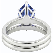 natural pear sapphire 2ct ring side angle