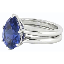 natural pear sapphire 2ct ring profile view