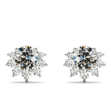 Drop Earrings 14 Karat White Gold with Diamond – main view