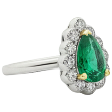Handcrafted Fine Emerald Gemstone Ring 1 ct – angle view