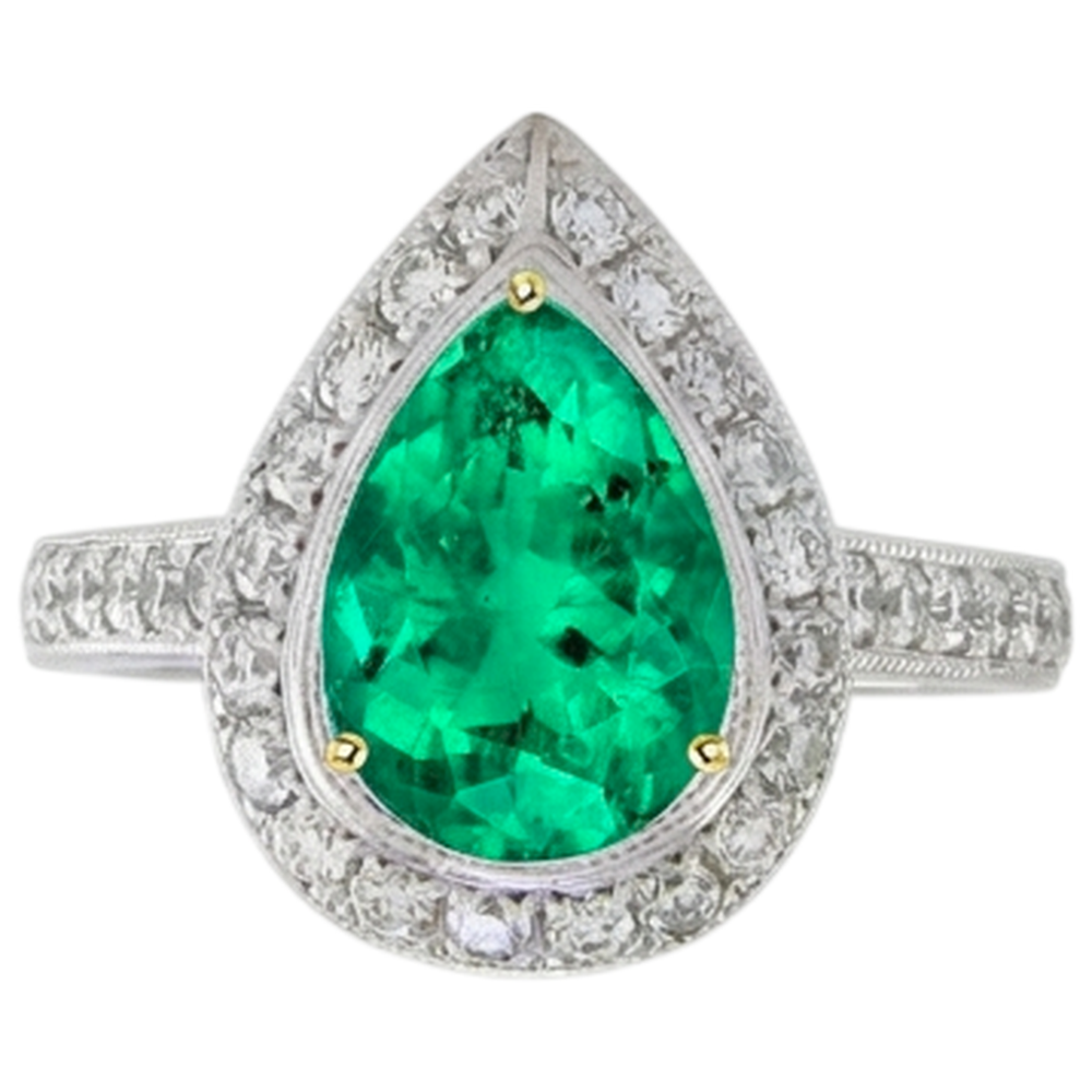 Fine Emerald Gemstone Ring 2-ct Two-Tone 14K Gold – side view