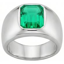 Authentic Fine Emerald Colored Stone Ring 2 ct 14K White Gold – side view