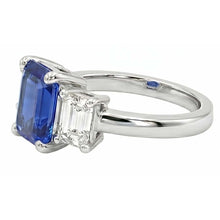natural emerald sapphire 2.50ct ring top view
