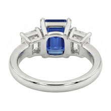 natural emerald sapphire 2.50ct ring profile view
