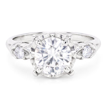 Three-Stone Engagement Ring 2.60 Carats 4 Prong Setting Women Real Jewellery