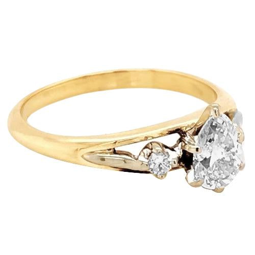 Three-Stone Diamond Ring 1.50 Carats Prong Setting Yellow Gold 14K