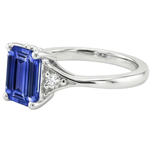 Three Stone Ring Emerald Sri Lankan Sapphire & Natural Earth Mined Diamond 3.50 Carats