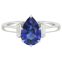 natural pear sapphire 3ct ring profile view