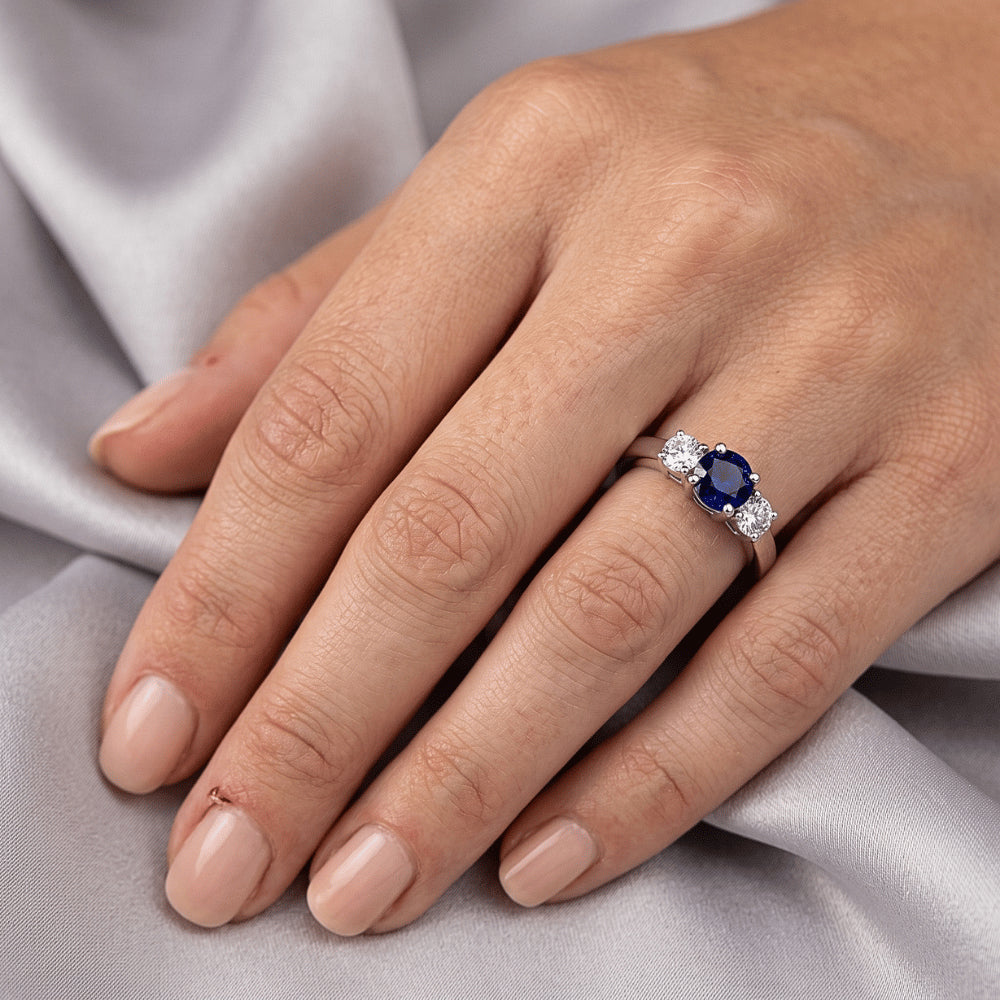 Three Stone Round Natural Earth Mined Diamond Ring 1.50 Carats Ceylon Sapphire Gemstone