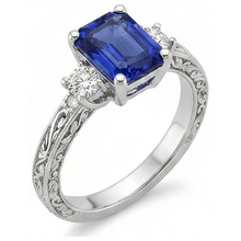 natural emerald sapphire 4.50ct ring close up detail