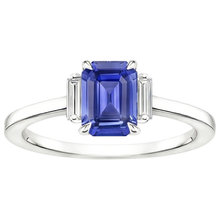 natural emerald sapphire 4ct ring top view
