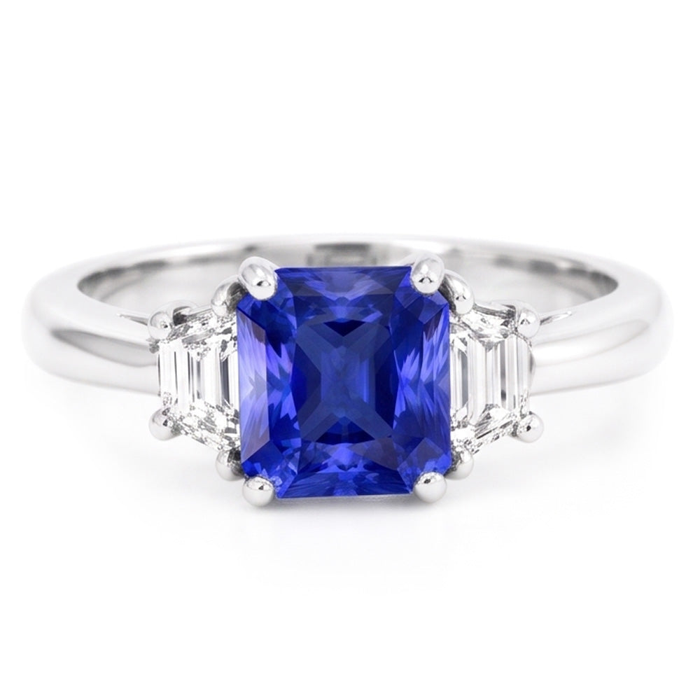 Trapezoid Natural Earth Mined Diamond 3 Stone Radiant Shaped Ring Jewellery 2.50 Carats