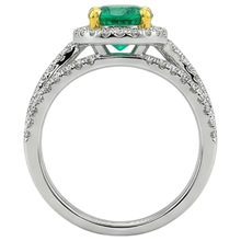 Authentic Emerald Precious Stone Ring 2.50 ct Two-Tone 14K Gold – top view