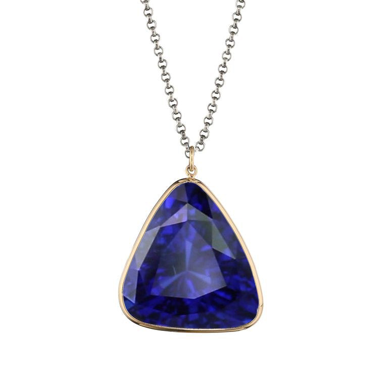 Earth-Mined Cornflower Blue Sapphire Gemstone Pendant – main view