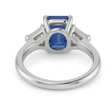 natural emerald sapphire 2.50ct ring profile view