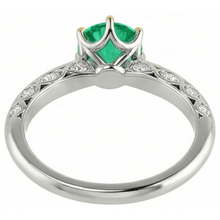 Round Brilliant Fine Emerald ring in 14 Karat Two Tone Gold – back view