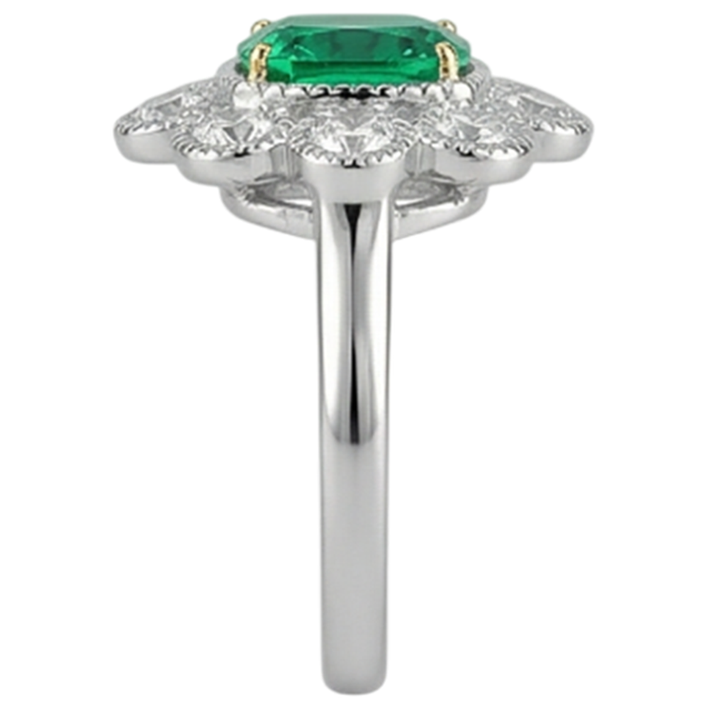 Refined Emerald Precious Stone Ring 2 ct – back view