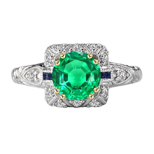 Natural Fine Emerald Gemstone Ring – main view