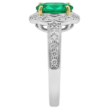 Fine Emerald Precious Stone Ring 2 ct – top view