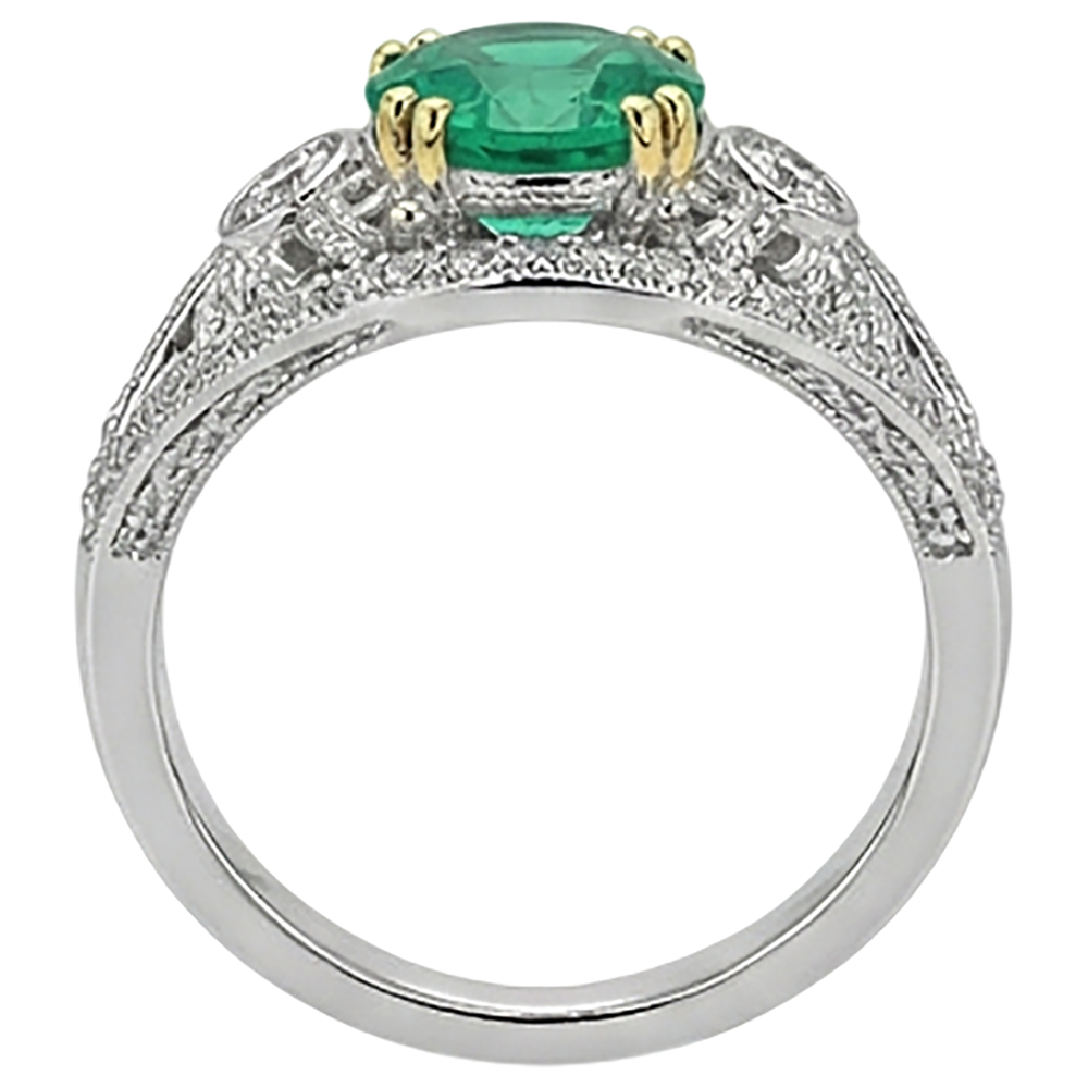 Authentic Fine Emerald Precious Stone Ring – top view
