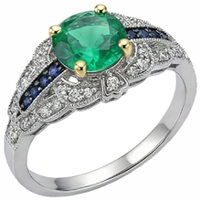 Gemstone Ring 14K with Colombian Emerald – profile view