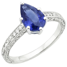 natural round sapphire 4.25ct ring close up detail