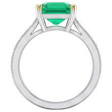 Real Emerald Gemstone Ring – top view