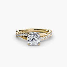 Real Fine Emerald Setting ct Gold – front view