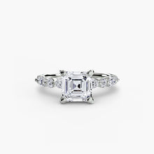 Shimmering Fine Diamond Setting 0.35 ct – close-up