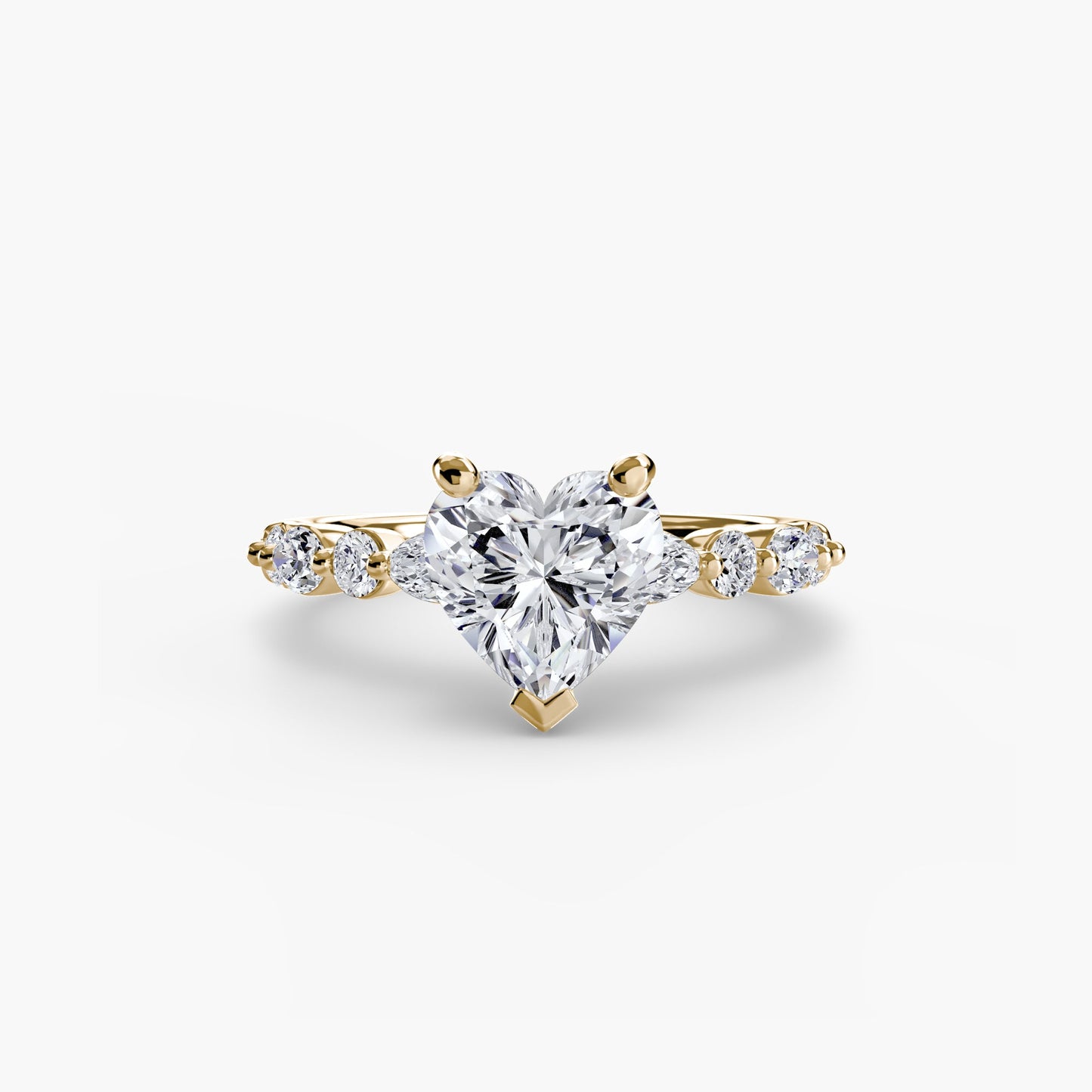 Earth-Mined Fine Diamond Setting – detail view