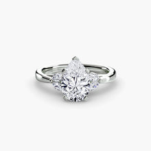 Gemstone Round Brilliant Setting in Gold – top view