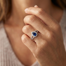 natural round sapphire 2.50ct ring with diamond accents