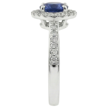 natural round sapphire 2.5ct ring profile view