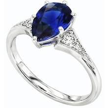 natural round sapphire 1.75ct ring front view