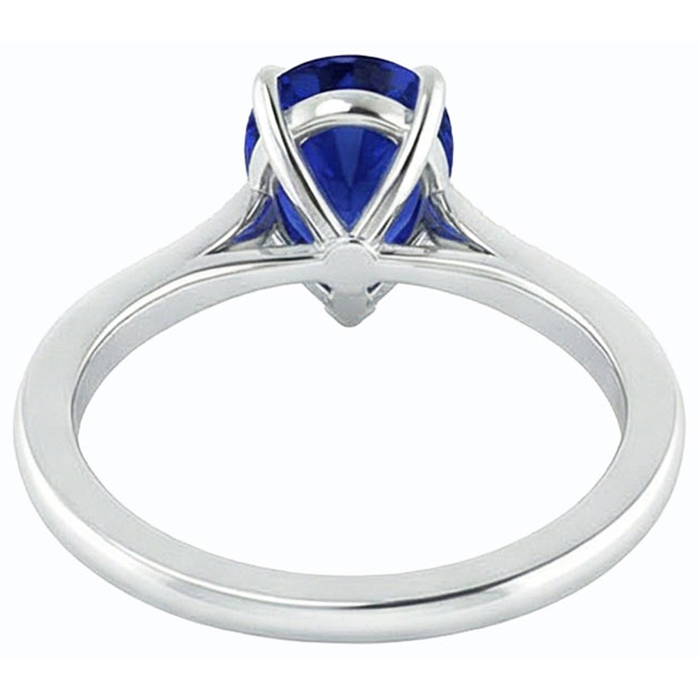 natural round sapphire 2.50ct ring close up detail