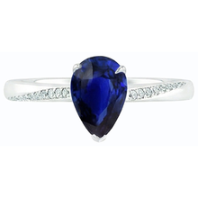 natural round sapphire 2.50ct ring on white background