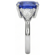 natural cushion sapphire 3ct ring top view