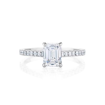 White Gold Emerald And Round Cut 3.25 Ct Natural Diamonds Ring With Accents